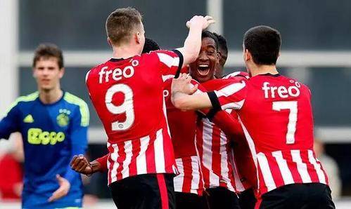 球迷在每一 球迷在每一