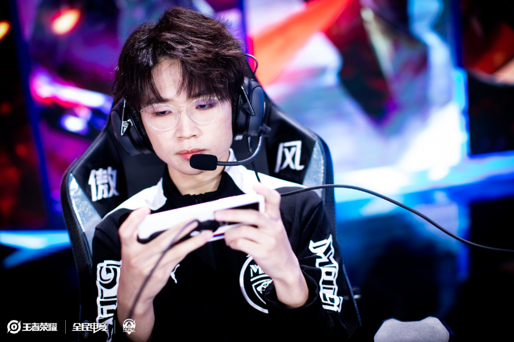 乔治在快攻 乔治在快攻