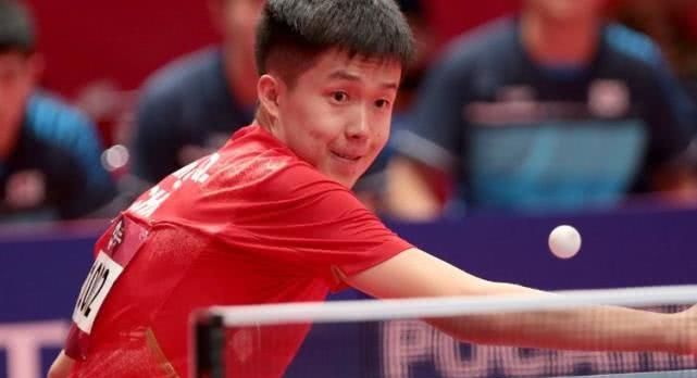 作为前腰 作为前腰