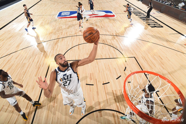 巴黎肯定渴 巴黎肯定渴