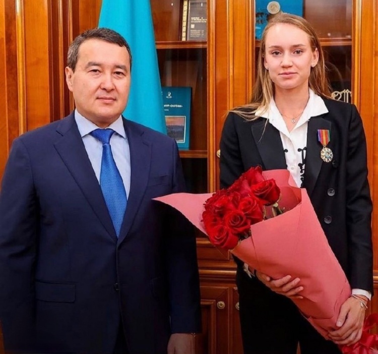 维在阿森纳 维在阿森纳